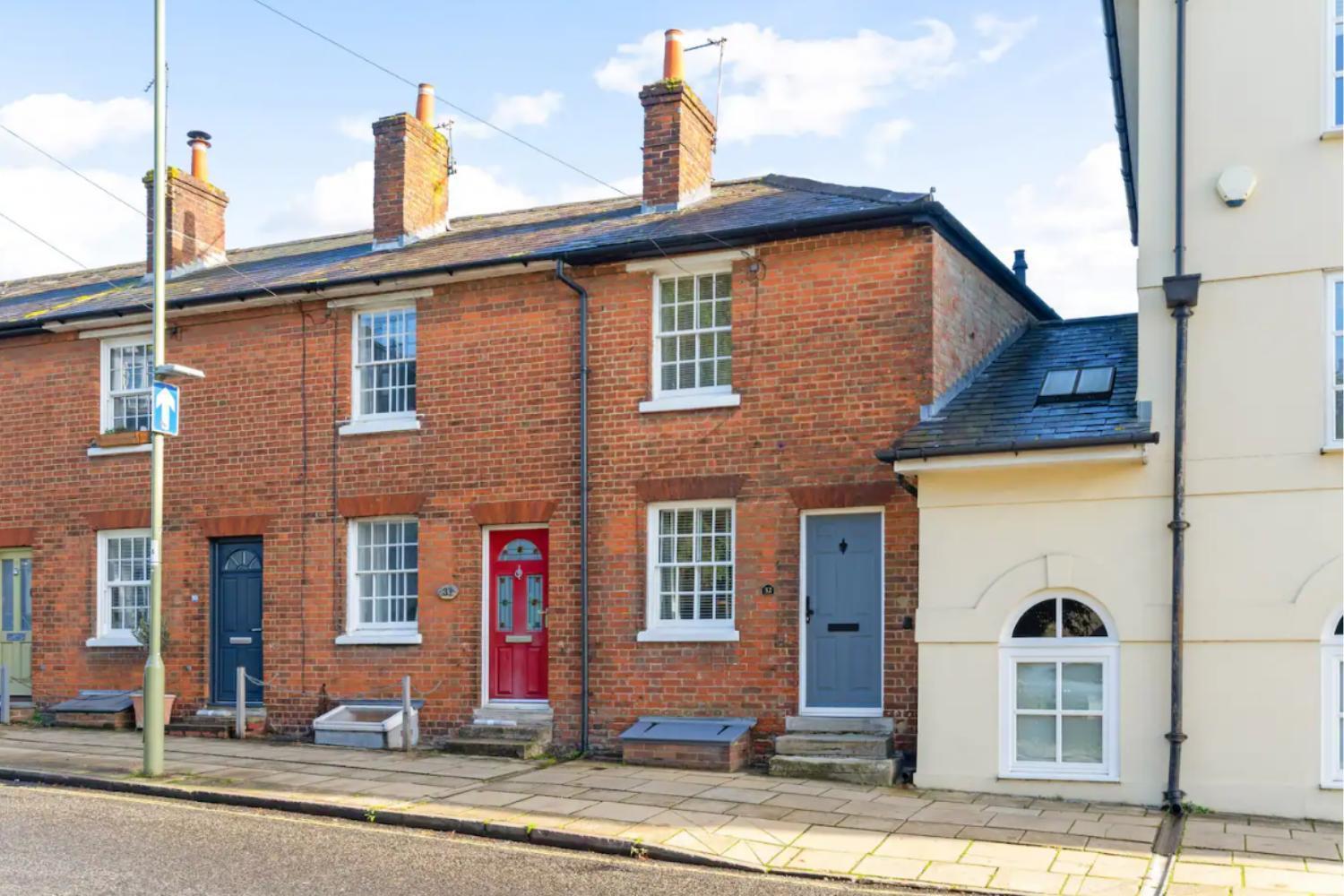 2 Bedrooms Stunning Westgate Cottage Retreat, Central Winchester, Free On-Street Parking Permit, With Garden Close To Cathedral - Sleeps 6, Pets Are Welcome, Summer Special Offer! - By Blue Puffin Stays Kültér fotó